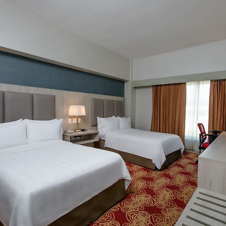 מנאגווה Holiday Inn Convention Center By Ihg מראה חיצוני תמונה