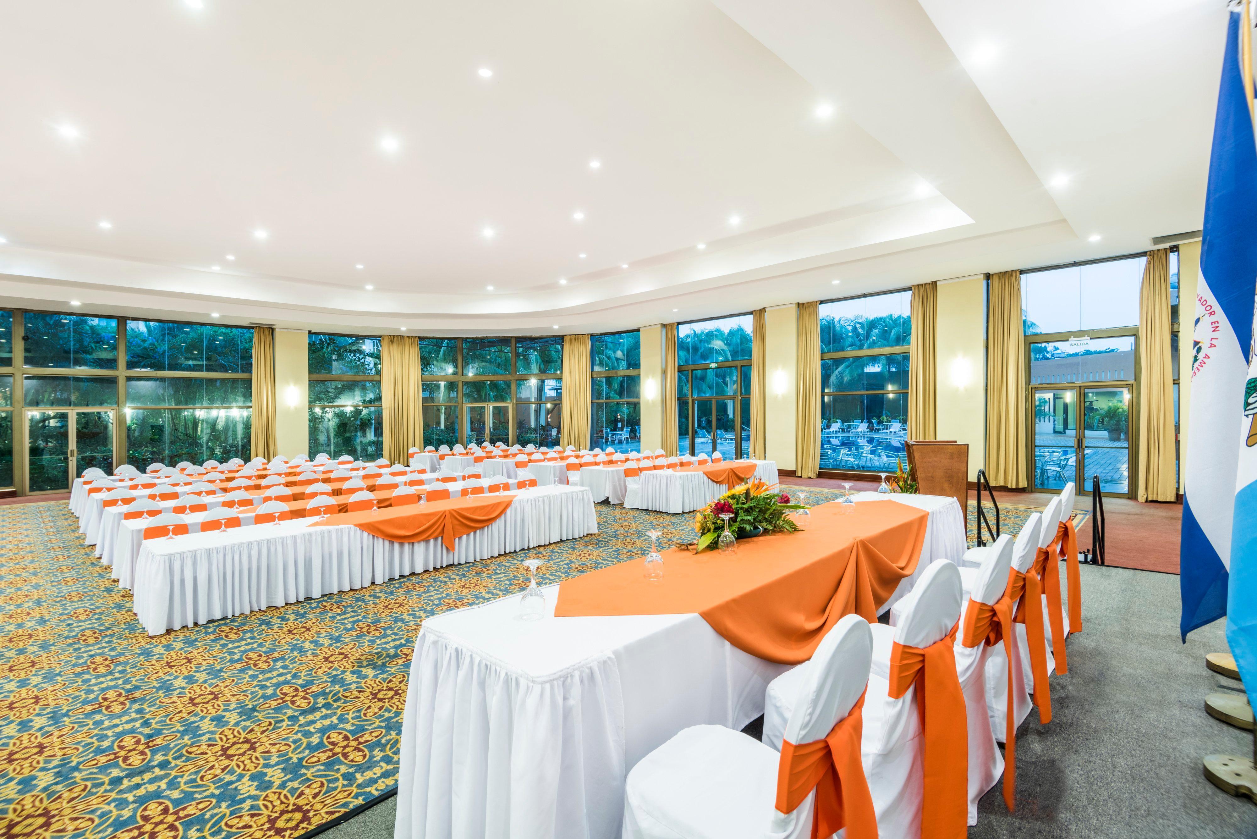 מנאגווה Holiday Inn Convention Center By Ihg מראה חיצוני תמונה