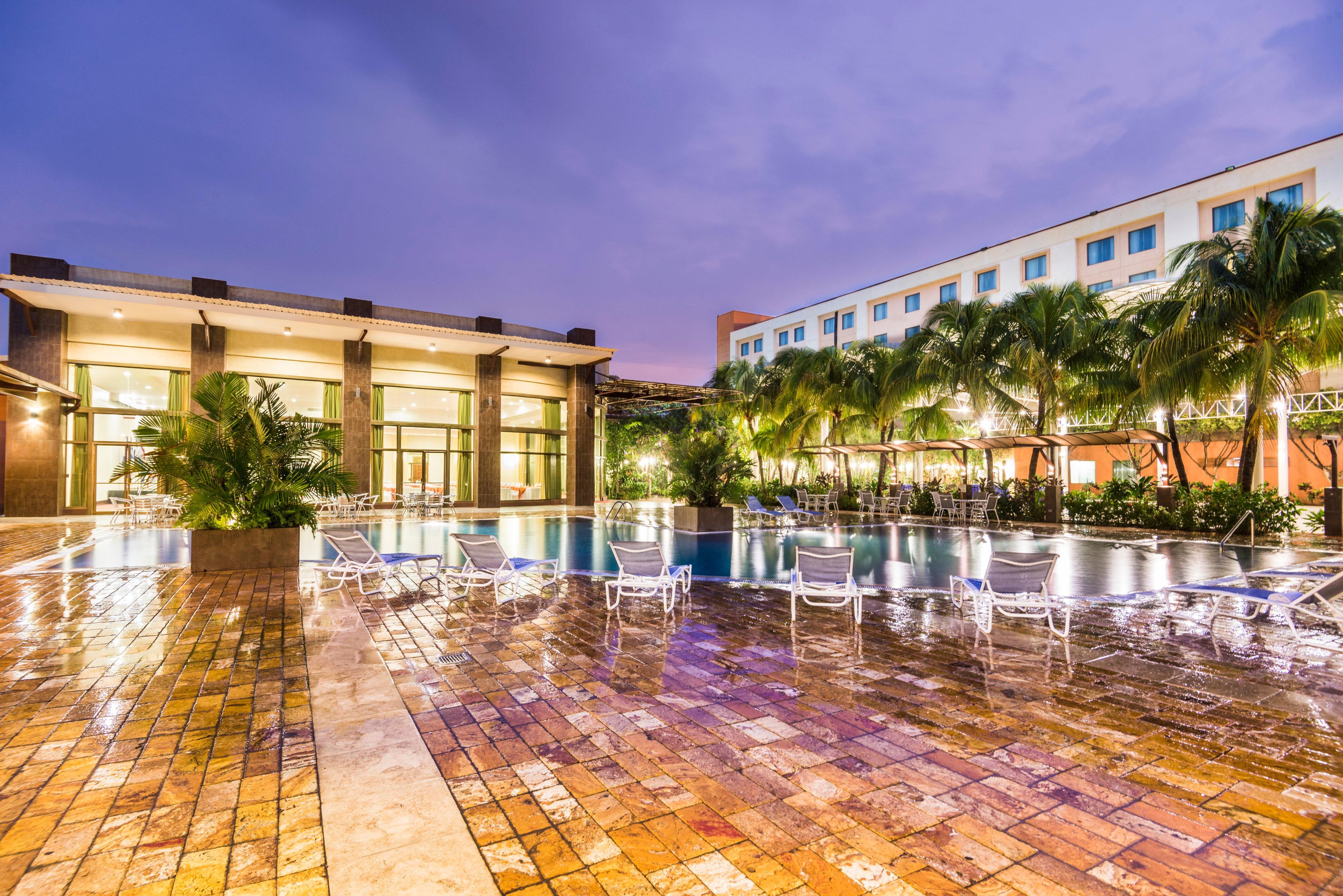 מנאגווה Holiday Inn Convention Center By Ihg מראה חיצוני תמונה