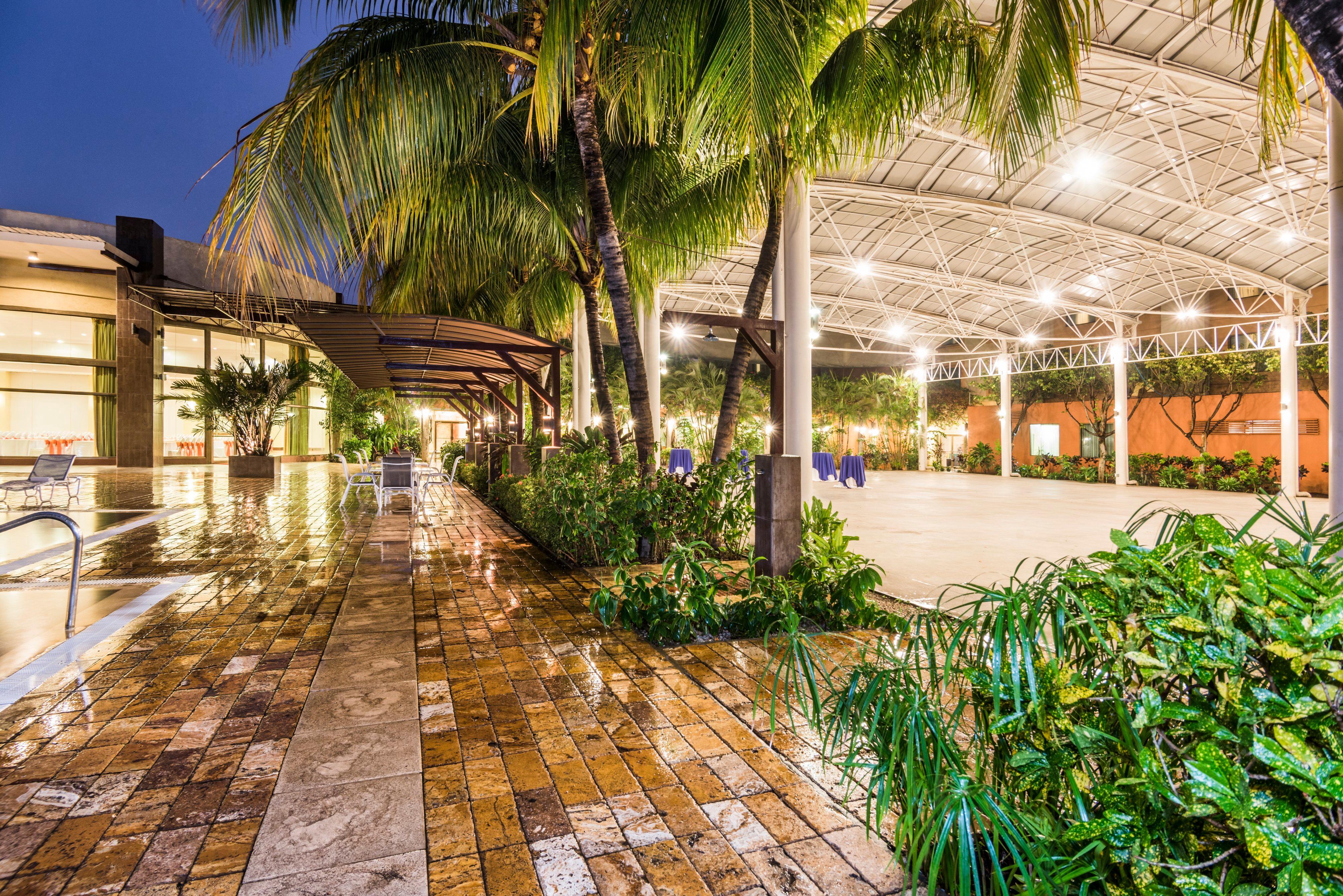 מנאגווה Holiday Inn Convention Center By Ihg מראה חיצוני תמונה