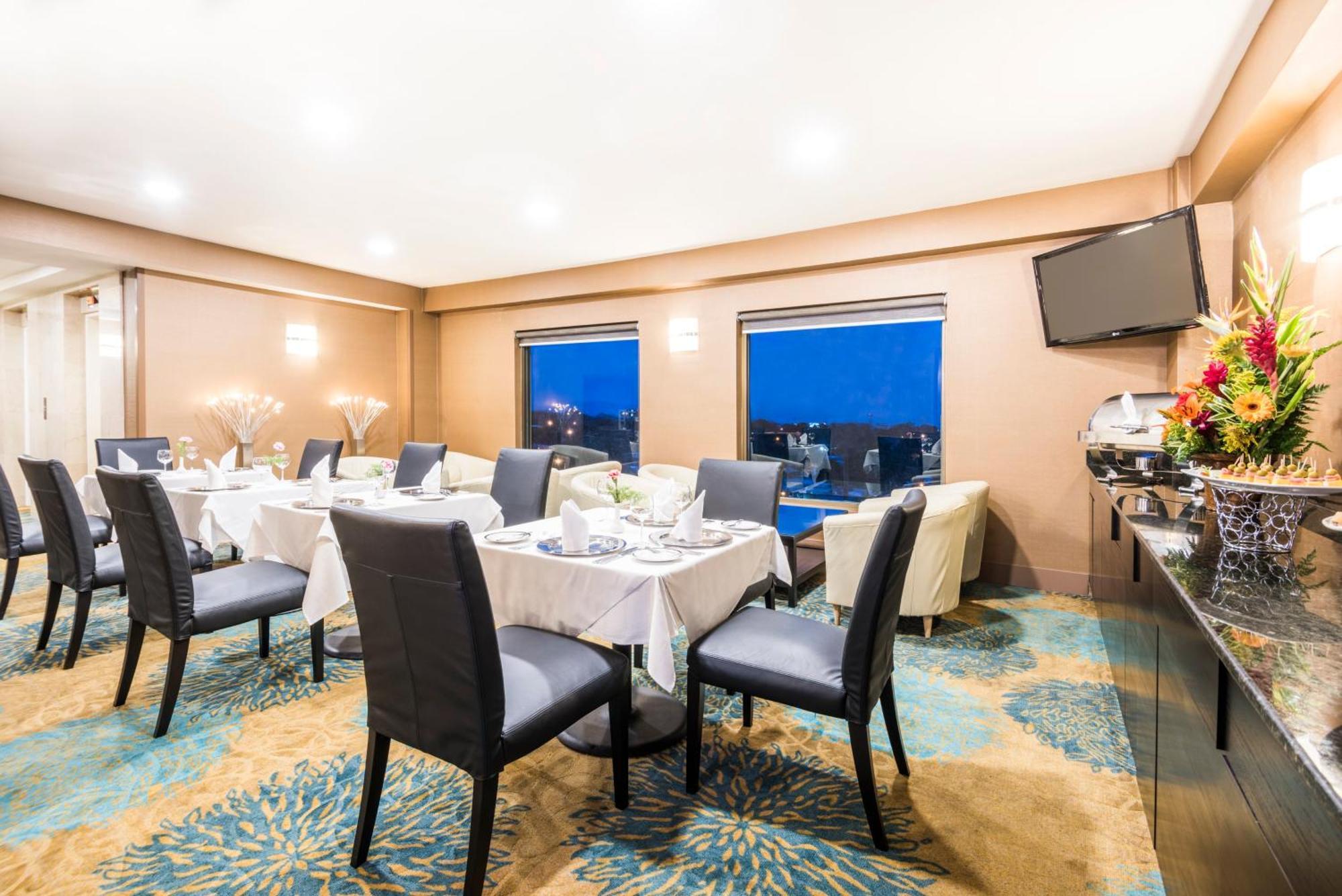 מנאגווה Holiday Inn Convention Center By Ihg מראה חיצוני תמונה