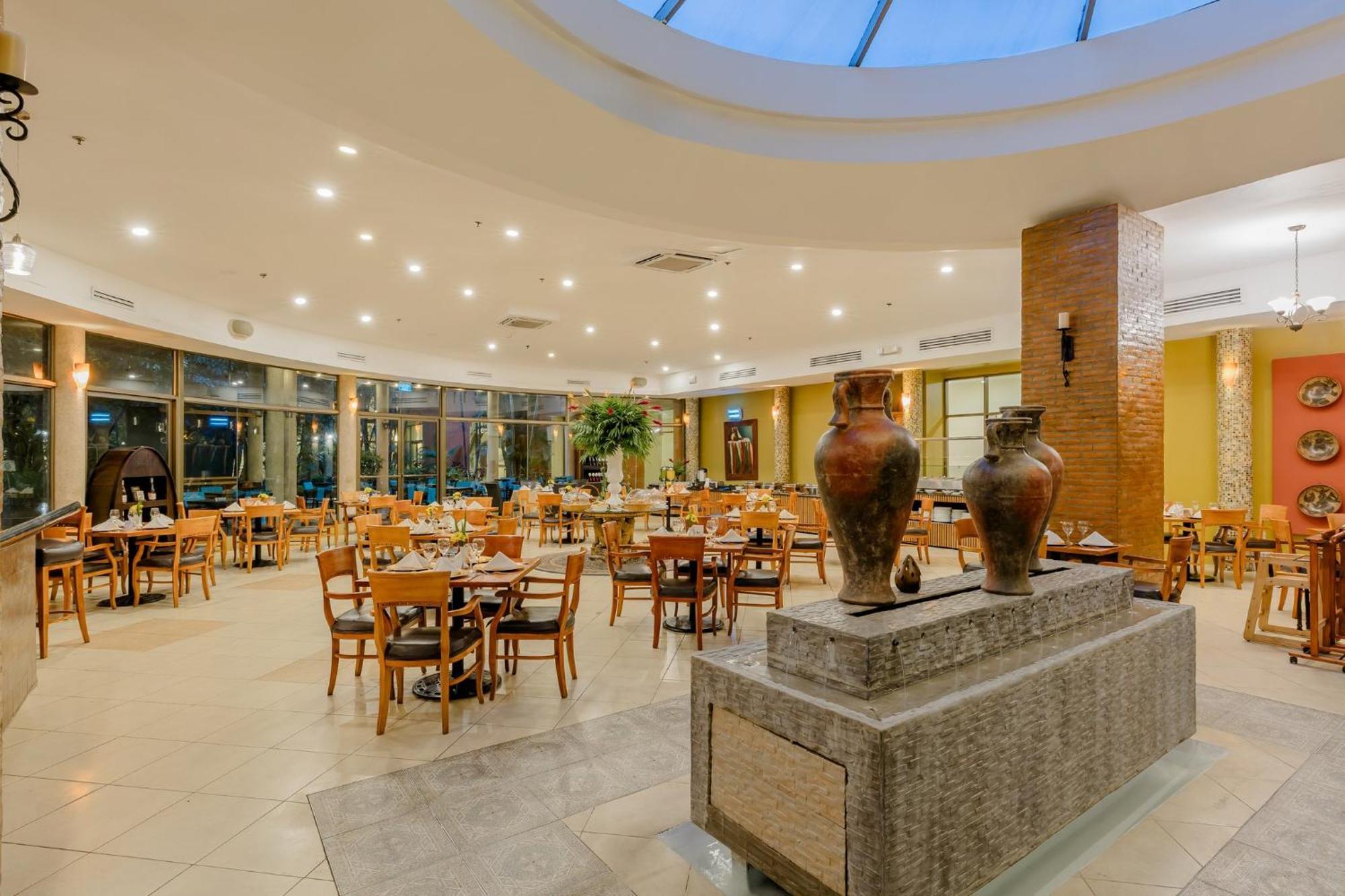 מנאגווה Holiday Inn Convention Center By Ihg מראה חיצוני תמונה